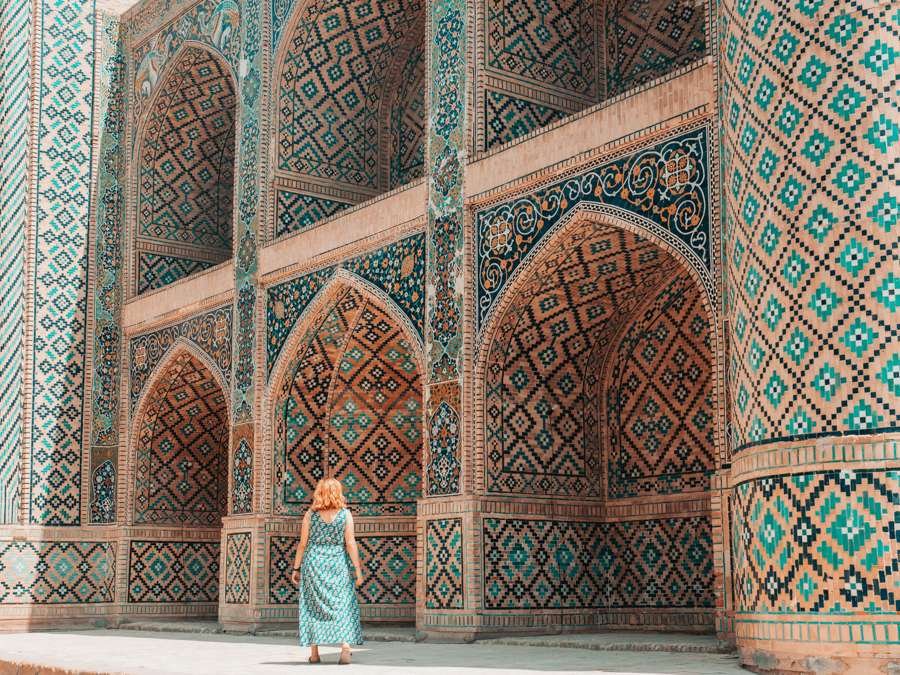 Bolo Hauz Mosque columns in Bukhara