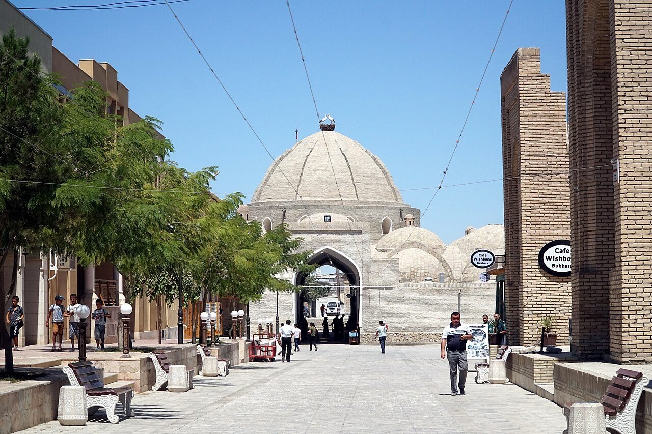 Samarkand and Bukhara tour — old town trading domes