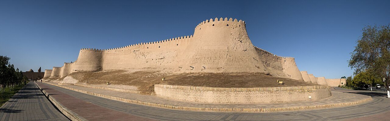 Bukhara and Khiva desert tour — Itchan Kala walls