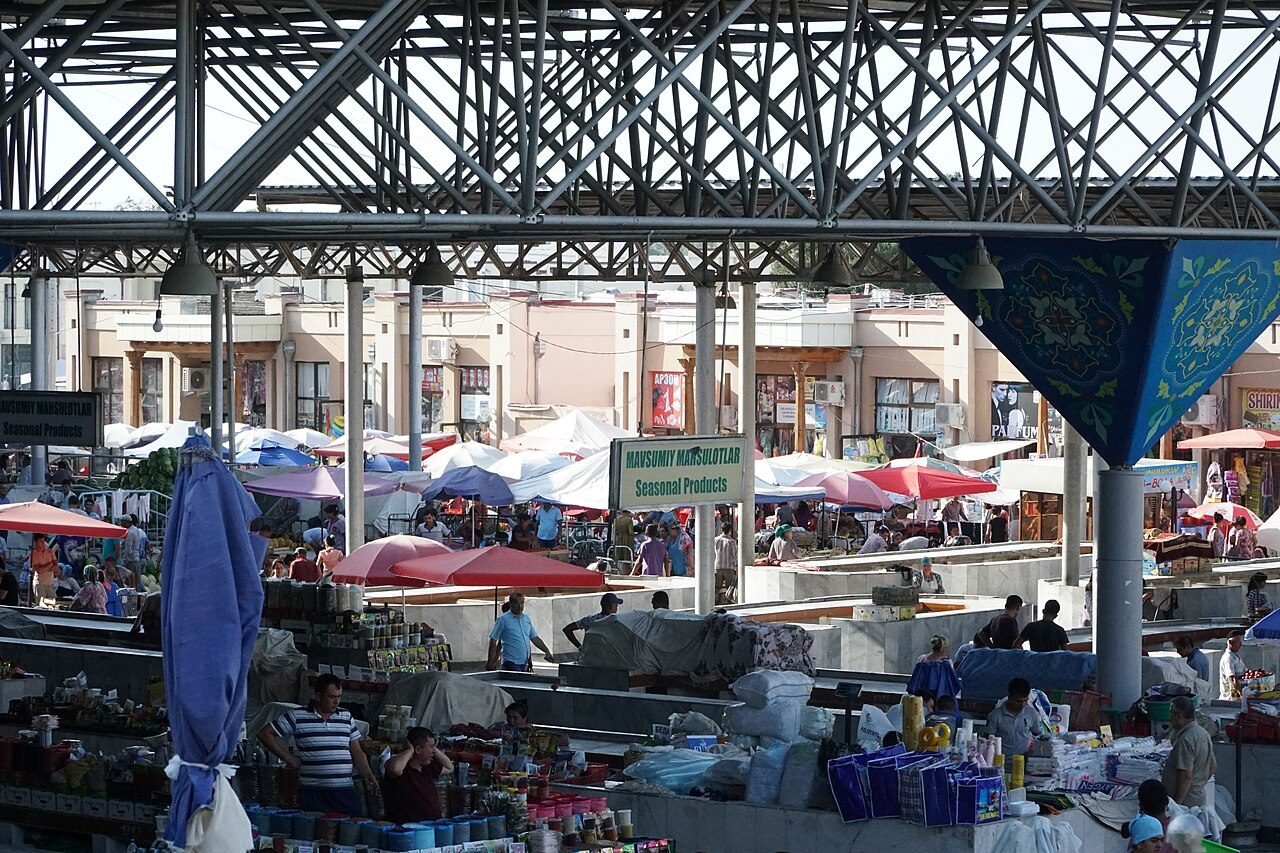Uzbek food and culture — Siyob bazaar in Samarkand